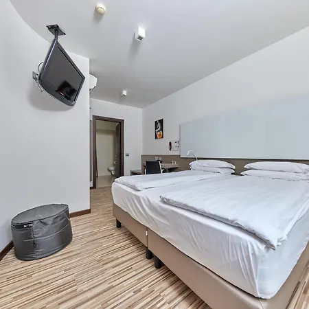 Vacanze 2000 - Adults Only Hotel apartamentowy Malcesine